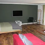 Vorderrhoen Anni Appartement *